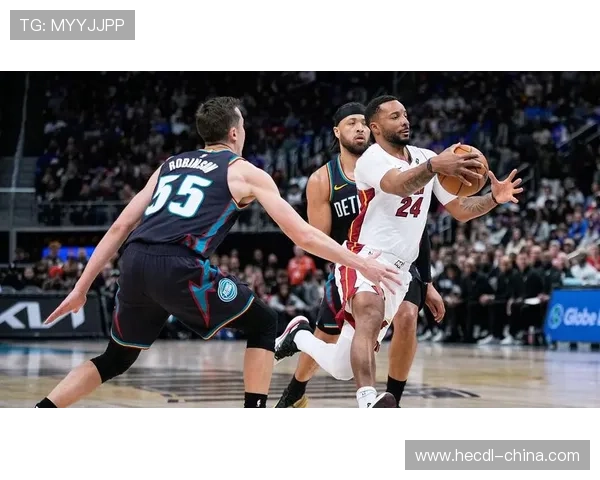 鲍威尔热火首秀表现惊艳10场狂砍261分创队史新高